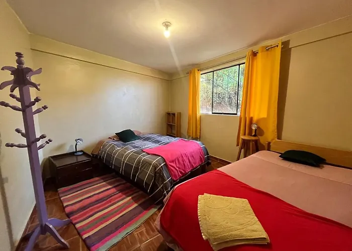 New Colorful & Artsy Home, Fam Perfect, Great Wifi For Working *