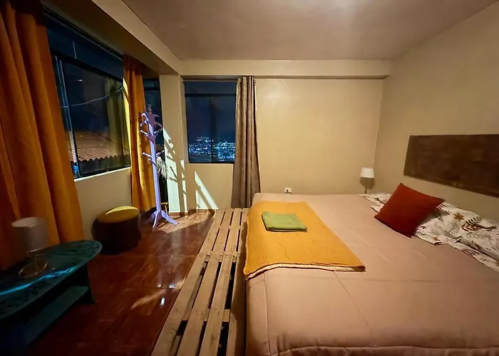 Apartamento New Colorful & Artsy Home, Fam Perfect, Great Wifi For Working *