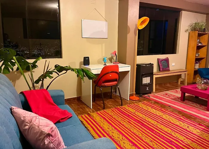 Apartamento New Colorful & Artsy Home, Fam Perfect, Great Wifi For Working *
