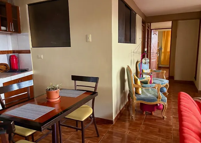 New Colorful & Artsy Home, Fam Perfect, Great Wifi For Working *