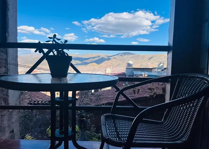 New Colorful & Artsy Home, Fam Perfect, Great Wifi For Working Cusco