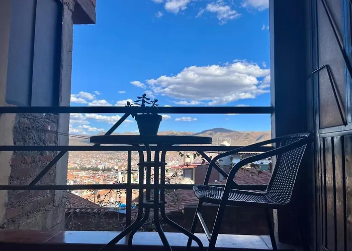 Apartamento New Colorful & Artsy Home, Fam Perfect, Great Wifi For Working